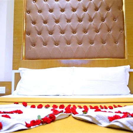 Tr Residency Otel Pondicherry Dış mekan fotoğraf