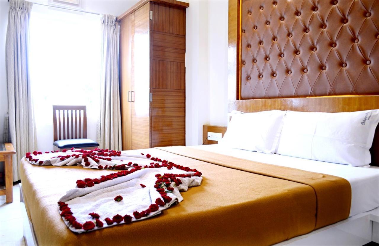Tr Residency Otel Pondicherry Dış mekan fotoğraf